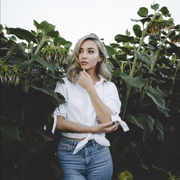 White oversized button down blouse top - Picture 4 of 4